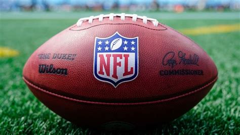 What Football Does the NFL Use: A Deep Dive into the Game's Iconic Ball and Its Quirky Connections